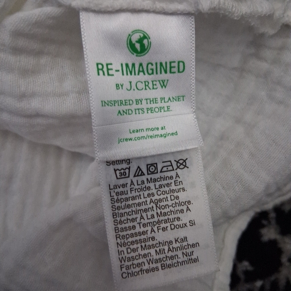 EUC J.Crew Re-Imagined White Cotton Gauze Henley Top M Coastal Grandma! - Picture 8 of 14